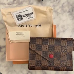 Louis Vuitton Victorine in Damier ebene 100% authentic